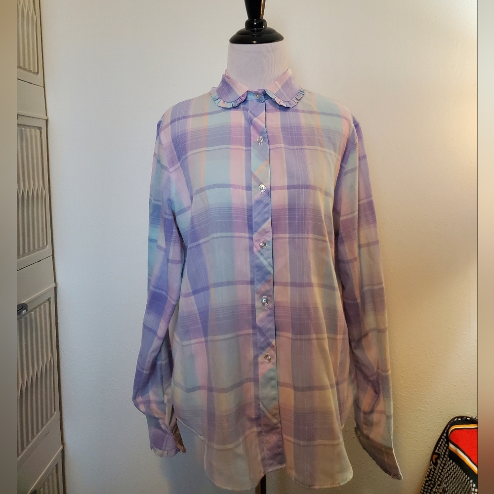 Adorable Vintage Shirt